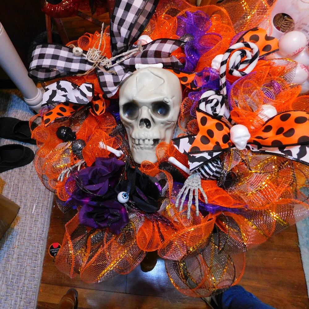 Halloween skeleton wreath
